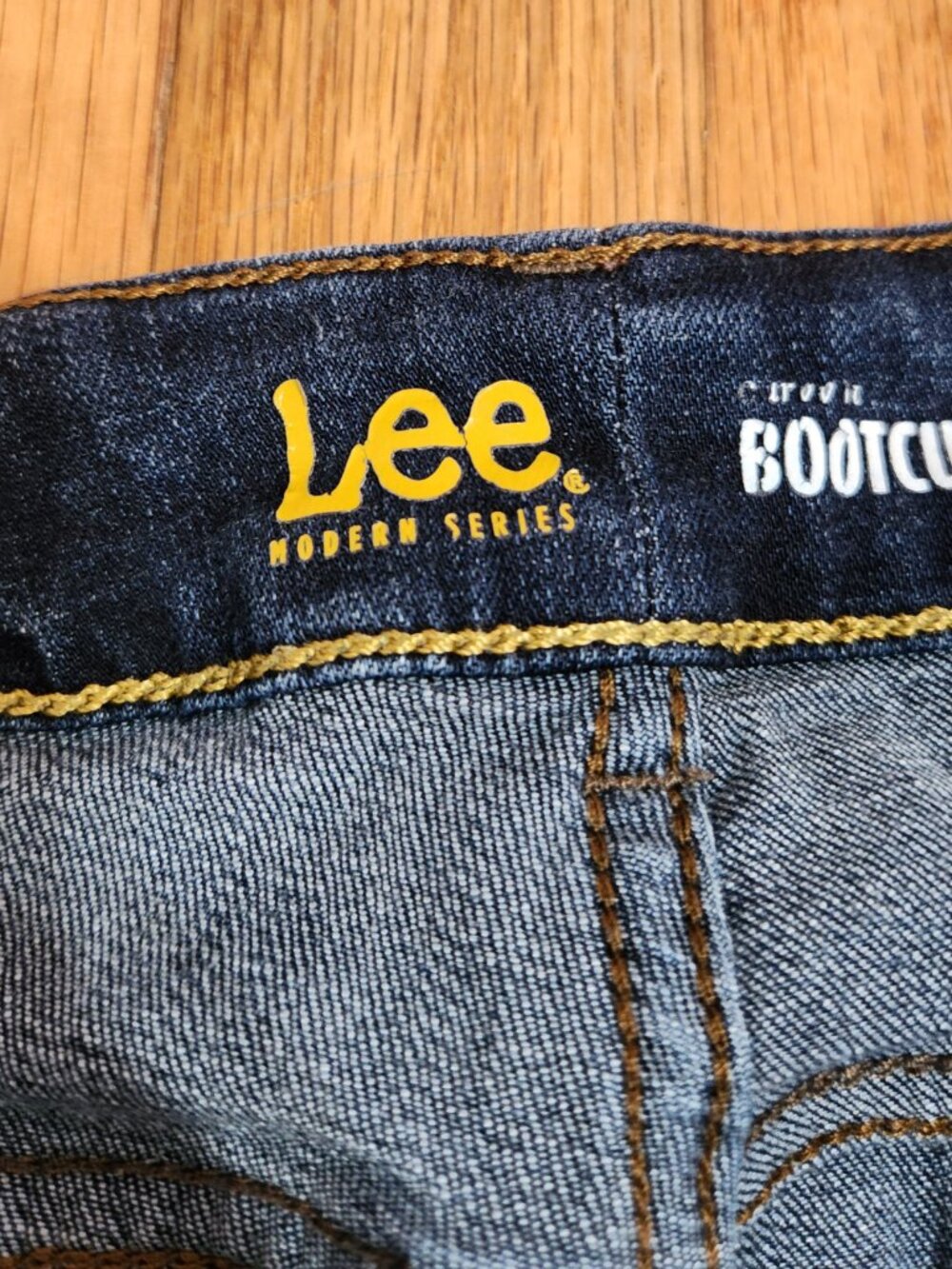 Lee Curvy Fit Rebel Bootcut Jeans Size 14 Medium Dark Wash - Picture 8 of 12